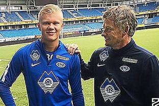 2025年至今，利雅得胜利卖出128万件球衣，迈阿密国际216.6万（2025年截至目前，利雅得胜利球衣销量128万件，迈阿密国际达216.6万件）