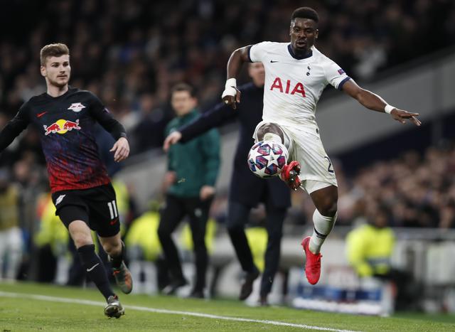 距降级区1分，记者：沃尔夫斯堡已决定解雇主帅西莫尼斯（记者曝沃尔夫斯堡已将主帅西莫尼斯下课，球队仅领先降级区1分）