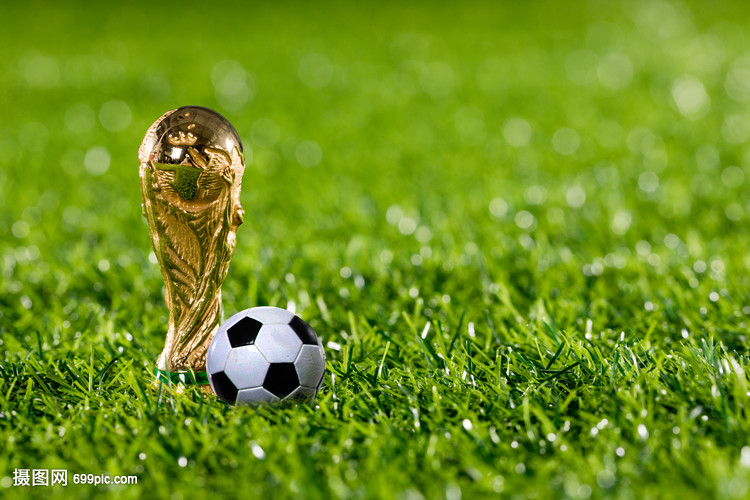 马卡：老佛爷不会让维尼修斯离队 不出意外很快宣布续约（马卡报：弗洛伦蒂诺不会放走维尼修斯，续约或将很快官宣）