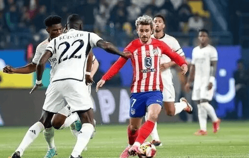 海港亚冠终零封！破2394天魔咒，陈威11次神扑，对手两中门柱（海港亚冠迎来零封之夜！2394天噩梦终结，陈威11扑封神，对手两次中框）